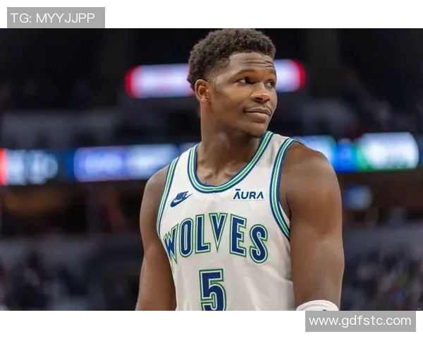 爱德华兹生涯前五年全能数据与乔詹并驾齐驱仅四人达成的传奇成就