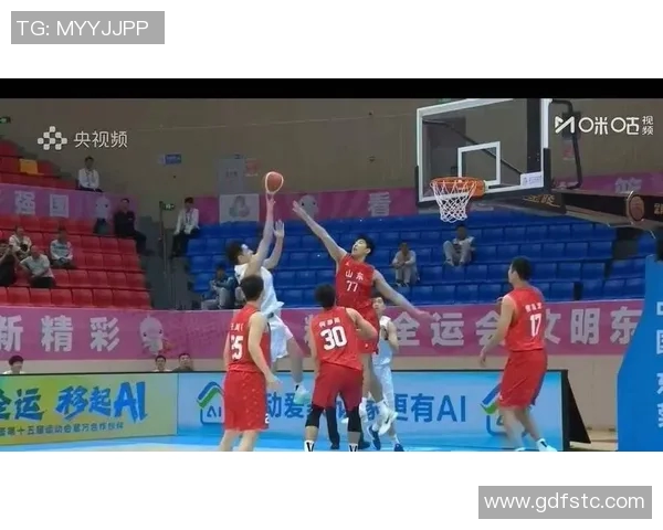 余嘉豪砍下18分9篮板浙江全运男篮战胜山东全运男篮晋级小组赛