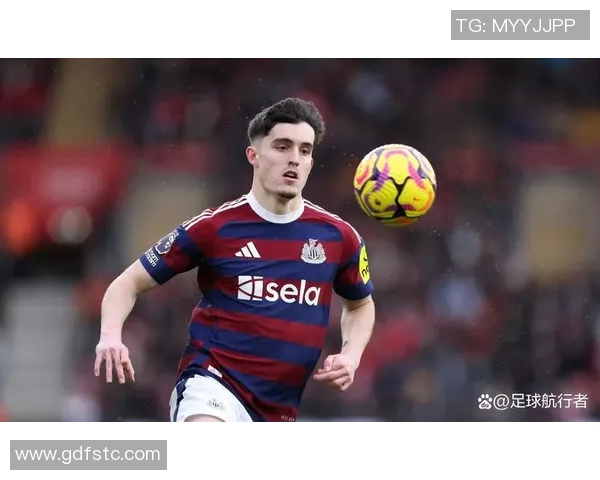 曼城计划明夏引援目标锁定右后卫和右边锋利夫拉门托或将标价1亿镑