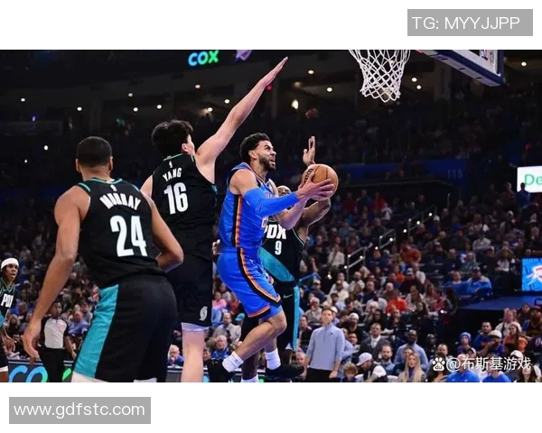 布克谈客战快船主场揭幕战:对手必将展现强烈侵略性 布克谈客战快船主场揭幕战:对手必将展现强烈侵略性