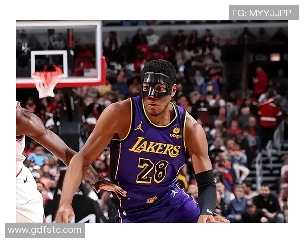 文森特谈与范德比尔特同场竞技的感受及其状态回暖的喜悦