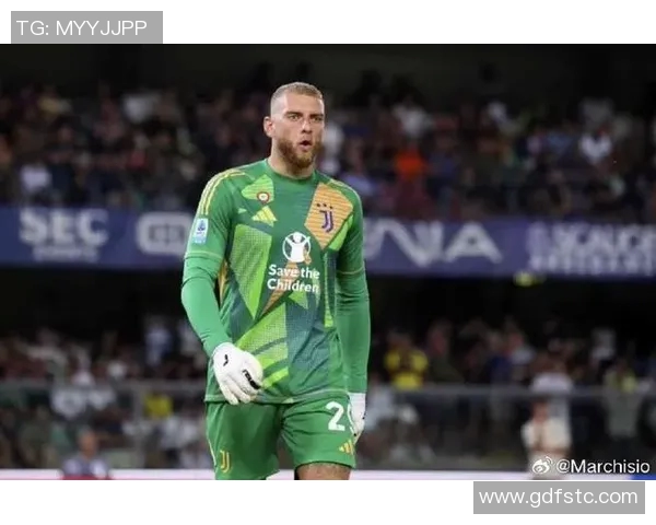 神奇扑救亚当斯禁区内射门被迪格雷戈里奥神勇挡出精彩瞬间回顾