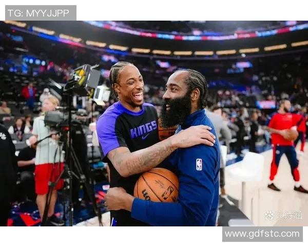 哈登称赞团队合作精神近12场比赛10胜体现集体力量