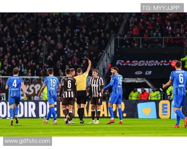 尤文图斯瞄准摩纳哥年轻后卫马维萨引发关注 尤文图斯瞄准摩纳哥年轻后卫马维萨引发关注