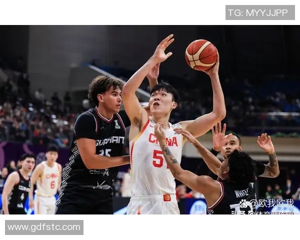 杨瀚森未来轮换策略探讨球队希望提升其经验与自信心