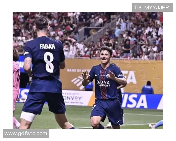 环足奖最佳新秀候选名单揭晓居莱尔杜埃库巴西内维斯伊尔迪兹争夺荣誉