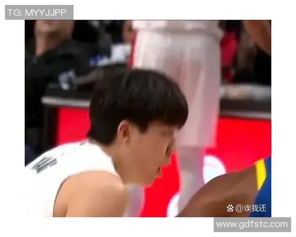 小吧专访杨瀚森谈比赛感受与库里同场的真实与失真体验