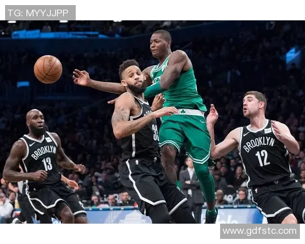 篮网首节火力全开迅速建立20-4领先优势迫使太阳暂停调整