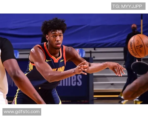 巴图姆:向桑德斯保证即使失误也不会被换下因为球队缺乏替补选项 巴图姆:向桑德斯保证即使失误也不会被换下因为球队缺乏替补选项